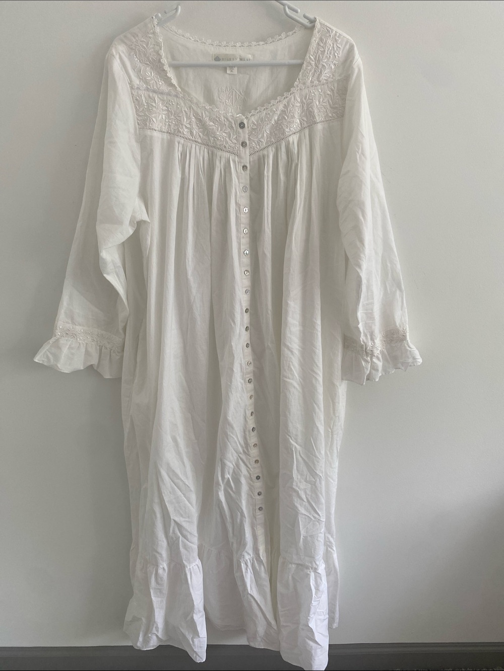 Eileen West Cotton Embroidered Romantic L/S Ballet Button Thro Nightgown Size X